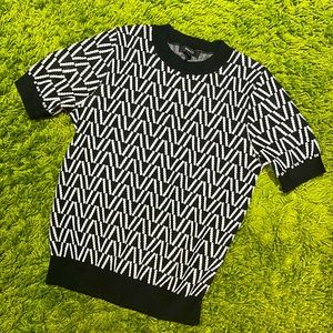 RW&Co short sleeve pullover. NWOT